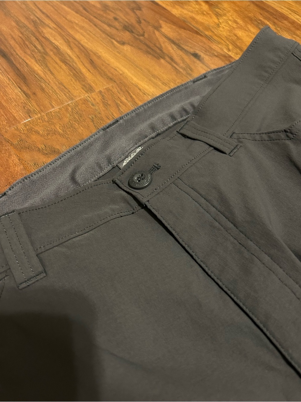 Men's Eddie Bauer Tech Pants Stretch Lightweight Moisture Wicking Comfort Grey - Picture 4 of 14